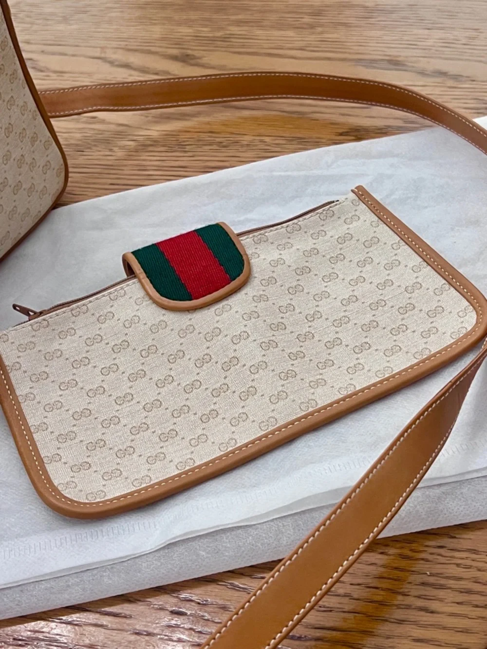 RARE AUTHENTIC VINTAGE Gucci GG Sherry Line Pochette - Picture 8 of 14